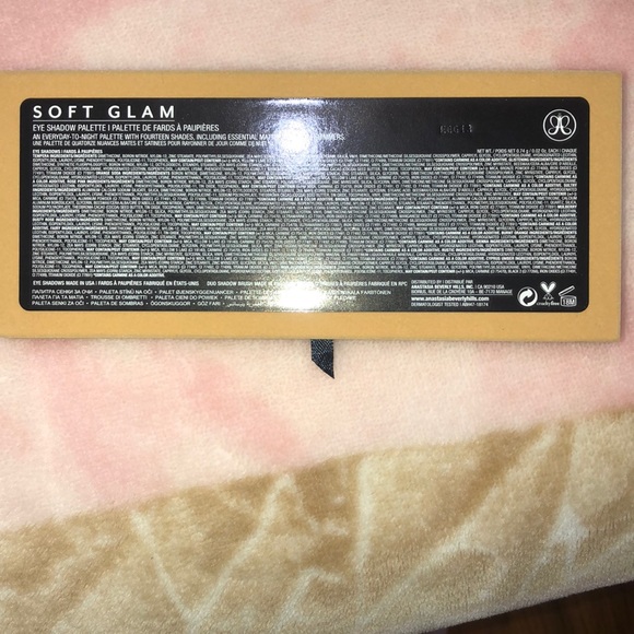 Stunning Brand New ABH Palette Vault - Picture 6 of 8